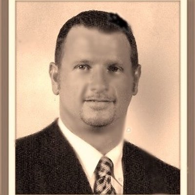 Profile Picture of Mike Marcum (@MikeNVEGASbaby) on Twitter