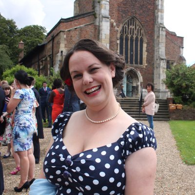 Profile Picture of Hayley Thorpe (@mrshthorpe) on Twitter