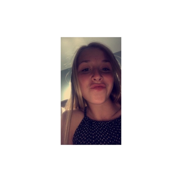 Profile Picture of Mackenzie Pancheck (@mpancheck) on Poshmark