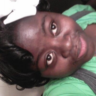 Profile Picture of Alexandra Webb (@cutie_pie1694) on Twitter