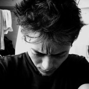 Profile Picture of Viktor Hugo Reza Her (@ViktorRezaK) on Twitter