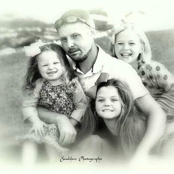 Profile Picture of Robert Mccloskey (@robmccloskey814) on Poshmark