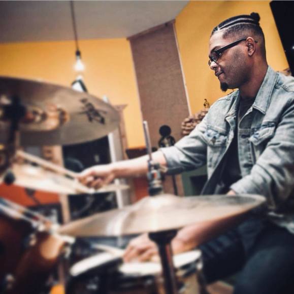 Profile Picture of Dominique Fowler (@dominiquefowler) on Poshmark