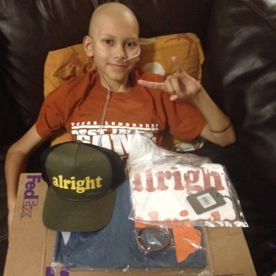 Profile Picture of Steven Longoria (@langosta2510) on Twitter