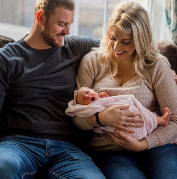 Profile Picture of Beth Olson (@litlbittpitt20) on Poshmark