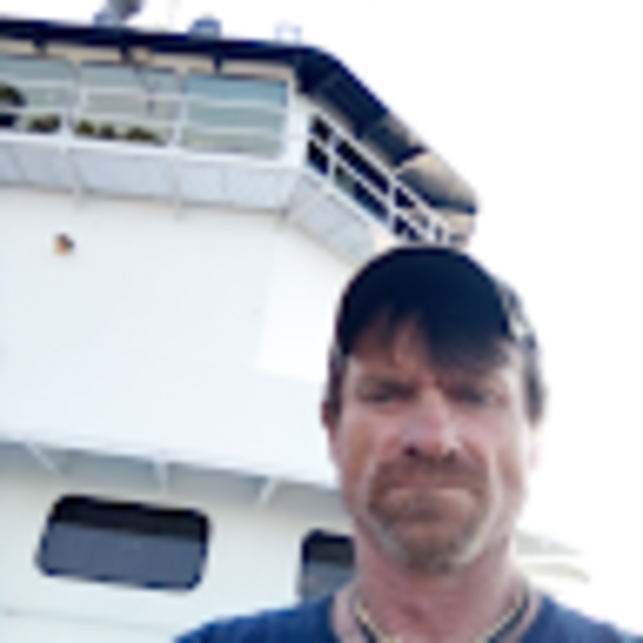 Profile Picture of John Scheuler (@johnscheuler00) on Poshmark