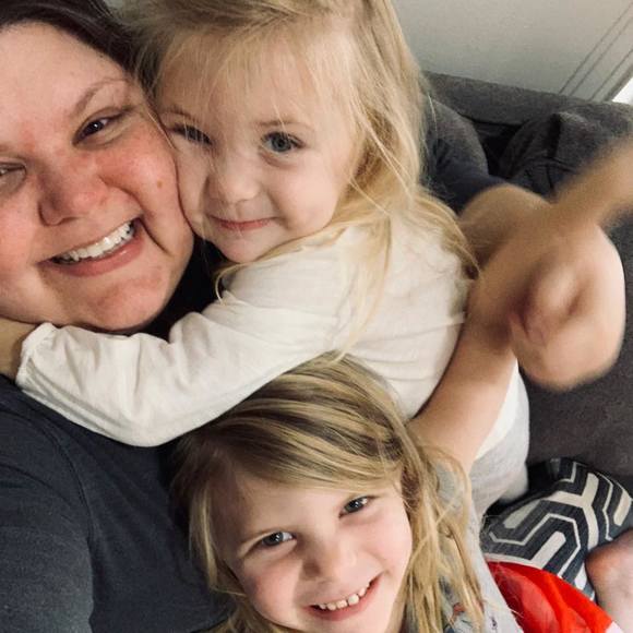 Profile Picture of Kristina Mineo (@kristi5383) on Poshmark