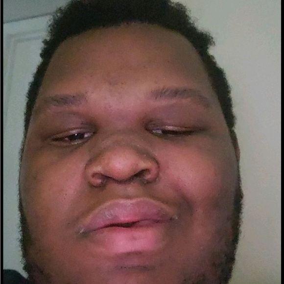 Profile Picture of Reid Chupa (@reidchupa) on Poshmark