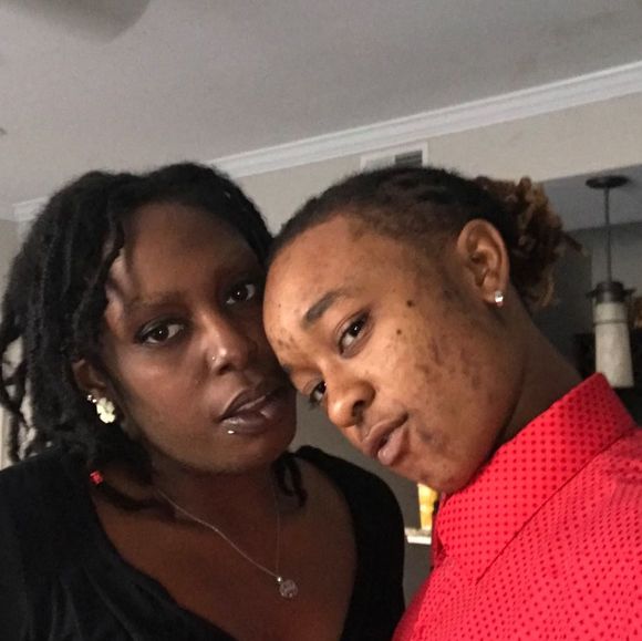 Markeshia Evans - Poshmark Profile Picture of Markeshia Evans (@markeshiaevans2) on Poshmark