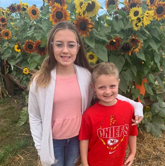 Profile Picture of Heather Lubs (@heatherlubs) on Poshmark