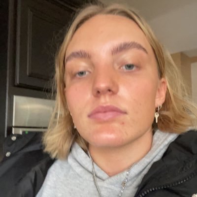 Profile Picture of devri doty (@devridotyy) on Twitter