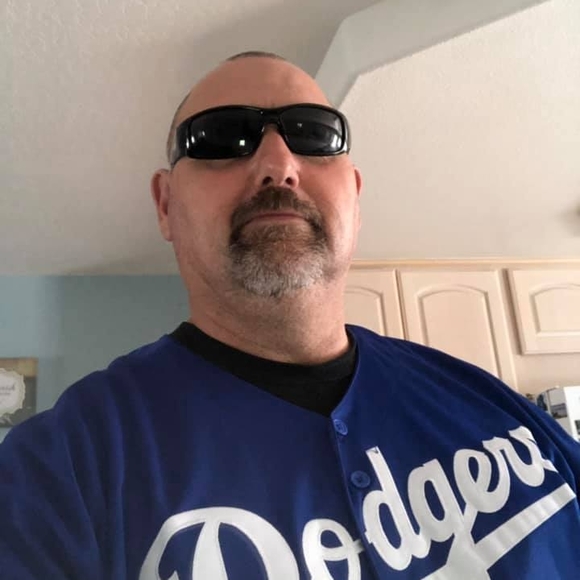 Profile Picture of Ray Cordero (@tazzcordero) on Poshmark