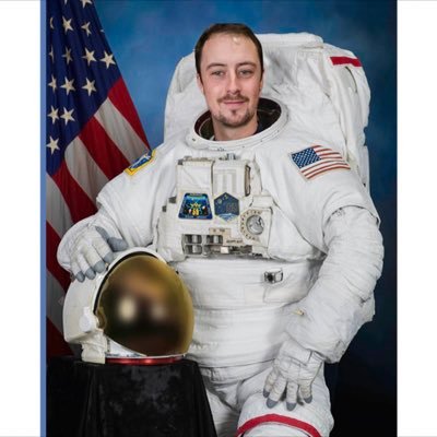 Profile Picture of StayAtHomeAstronaut (@Chris_W_Martz) on Twitter