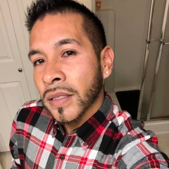 Profile Picture of Gustavo Castaneda (@gustavocastaned) on Poshmark