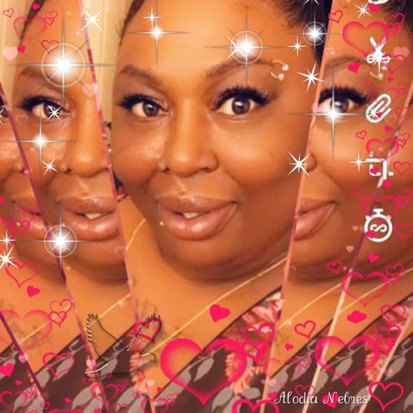 Profile Picture of Lashanda Long (@longlashanda) on Poshmark