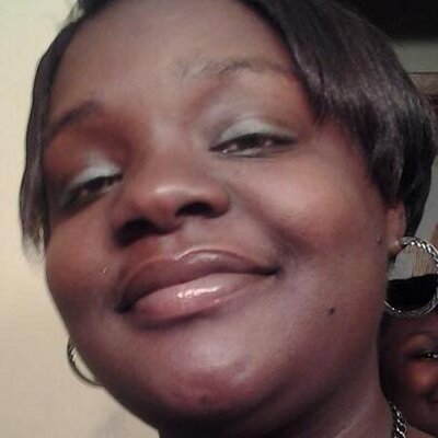 Profile Picture of Elizabeth Perry (@es_starr) on Twitter