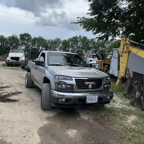 Profile Picture of Martin Lizardi (@lizardim95) on Poshmark