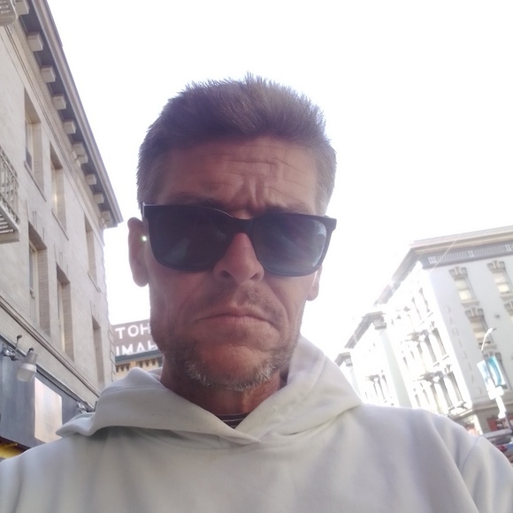 Profile Picture of Richard Holland (@richardholla715) on Poshmark