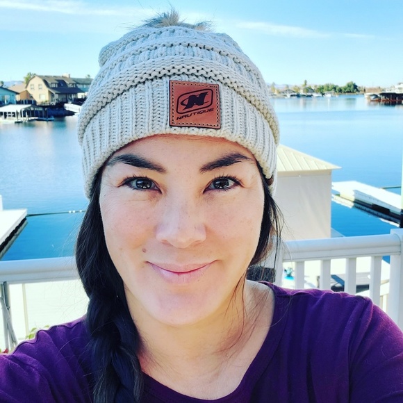 Jestina Steele - Poshmark Profile Picture of Jestina Steele (@jestinams) on Poshmark