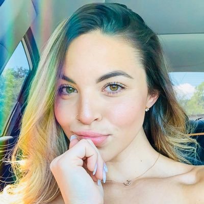 Profile Picture of Jessica Rivers (@jbabeyyy) on Twitter