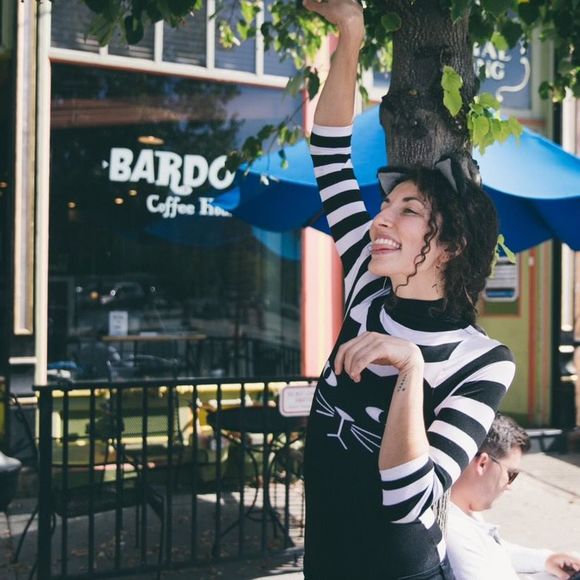 Profile Picture of Samantha Hogue (@sammmhogue) on Poshmark