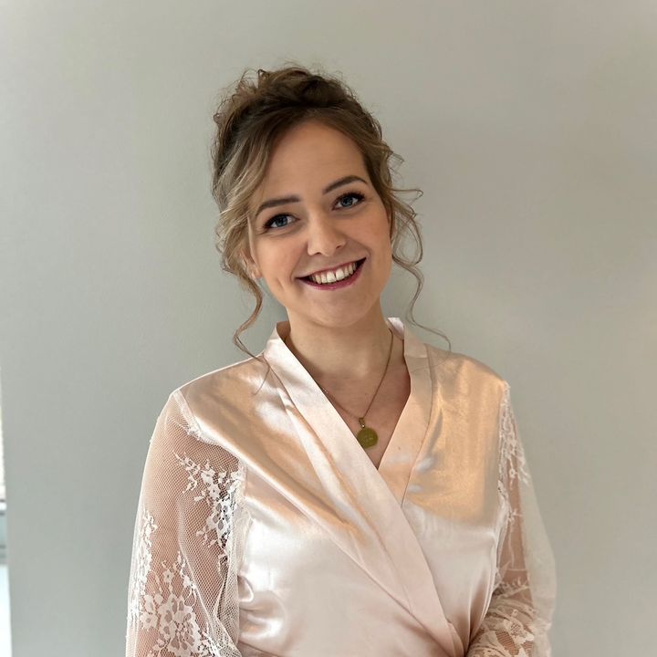 Profile Picture of J A N I C E (@janicehak) on Tiktok