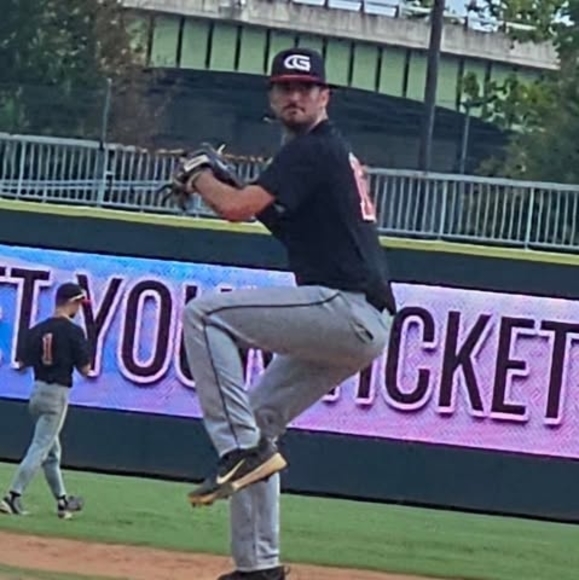 Profile Picture of Amy Cullipher (@amycullipher) on Poshmark