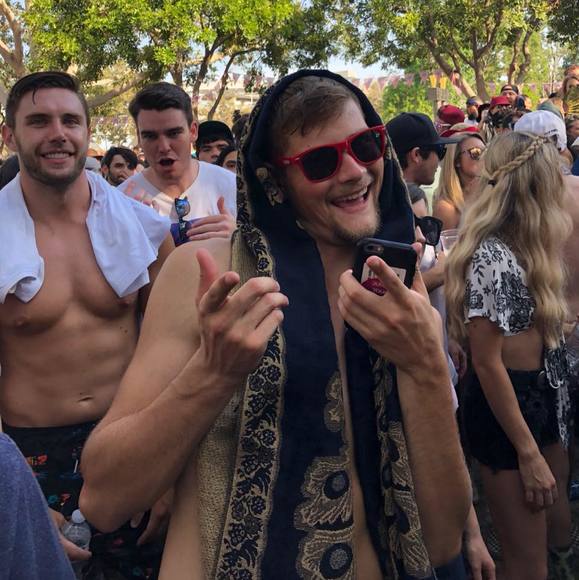 Profile Picture of Kurt Gabos (@k_gabos) on Poshmark