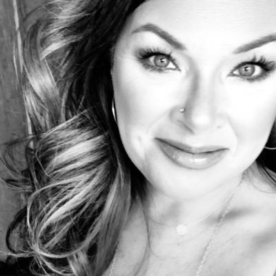 Profile Picture of Kelli Hodge (@kellikhodge) on Twitter