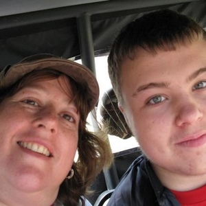 Profile Picture of Lisa Guyer (@brokenjaw75mod) on Myspace