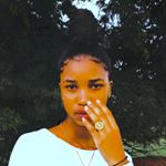 Profile Picture of CHANTEL MASOEU🇿🇦 (@its.honeyyyy) on Instagram