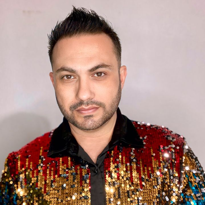 Profile Picture of Steve R. González (@stevergzz) on Tiktok