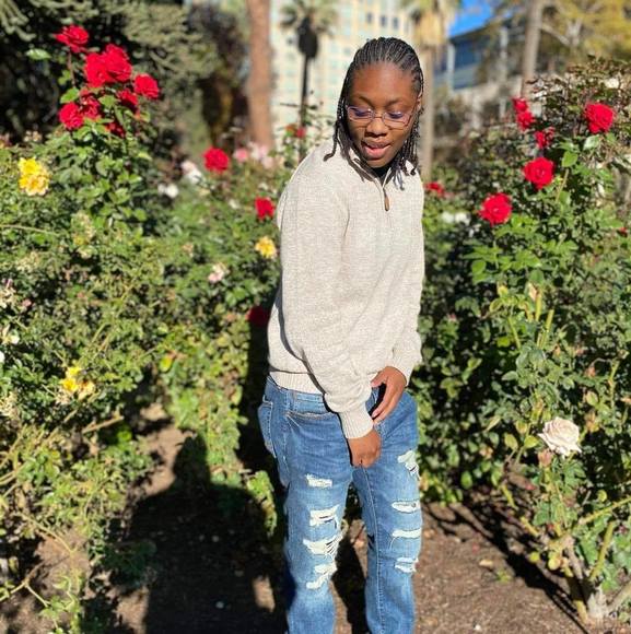 Taylor Cartwright - Poshmark Profile Picture of Taylor Cartwright (@tc13) on Poshmark