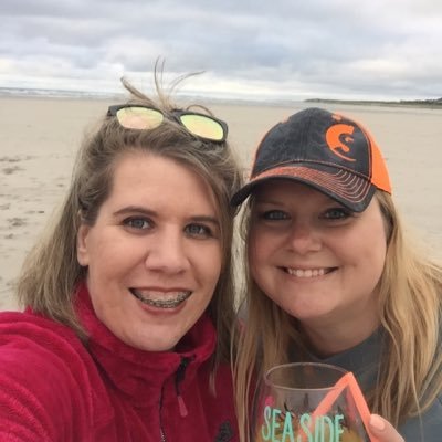 Profile Picture of Amanda Wick (@lvs_her_ducks) on Twitter