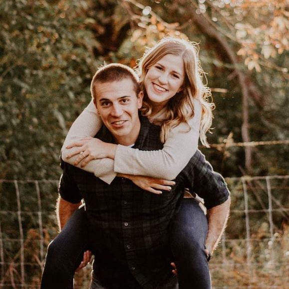 Profile Picture of Sarah Cauffield (@sardancer17) on Poshmark