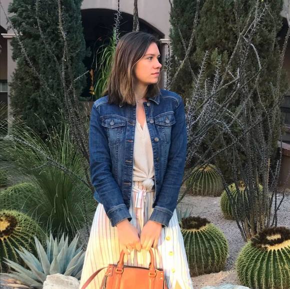 Profile Picture of Kathryn Alexander (@kathrynalex) on Poshmark