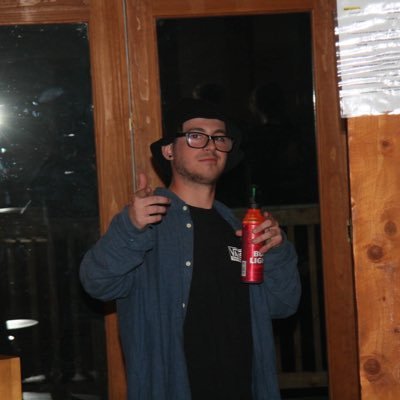 Profile Picture of Kevin Nadeau-Charron (@KNadeauCharron) on Twitter