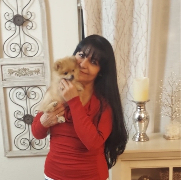 Profile Picture of Delia Alvarez rodriguez (@deliaalvarez509) on Poshmark