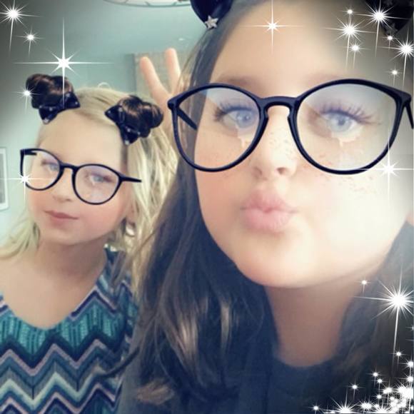 Profile Picture of Jazmine Zahller (@jazminezahller) on Poshmark