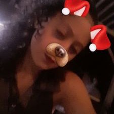 Profile Picture of Isabelle Campos (@belinhacampos10) on Twitter
