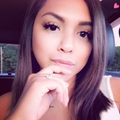 Profile Picture of Crystal Esparza (@Crystal_E10) on Twitter