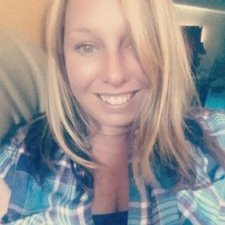 Profile Picture of Amanda Raley (@amanda_raley) on Twitter