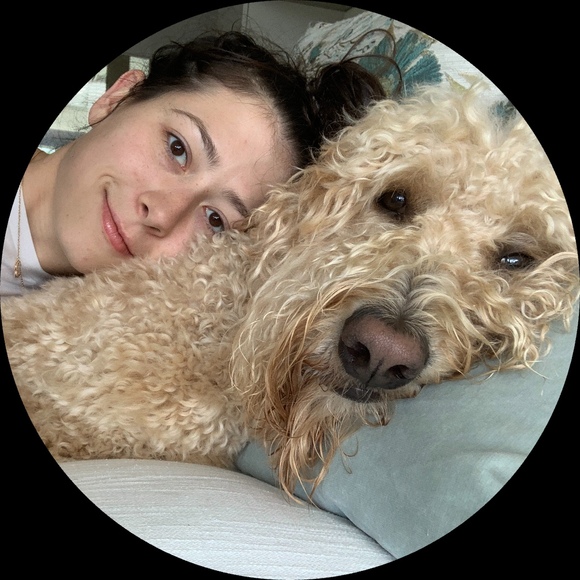 Profile Picture of Roberta Benedict (@rjbenny) on Poshmark