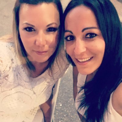 Profile Picture of Lora Irvine (@lorawpg) on Twitter