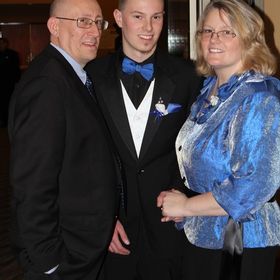 Profile Picture of Lori Campbell (@misslorilynn) on Pinterest