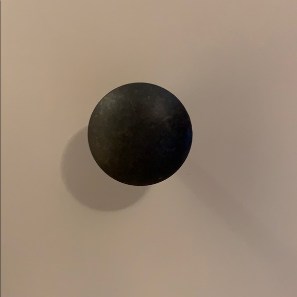 Profile Picture of Mark Roberto (@mrk_r) on Poshmark