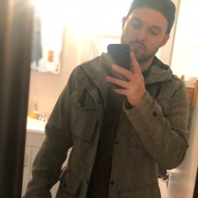 Profile Picture of Alex Hurst (@alexanderhurstt) on Twitter