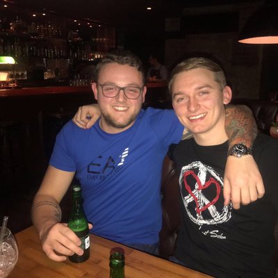 Profile Picture of Josh (@josh_breen) on Twitter