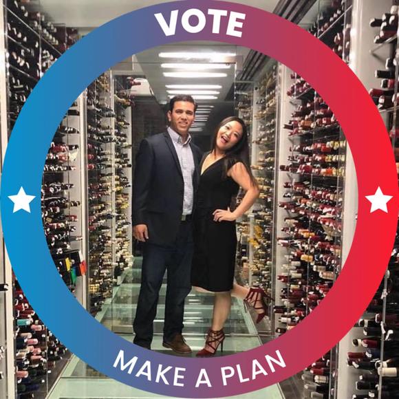 Profile Picture of Leo Mora (@leo_mora42) on Poshmark