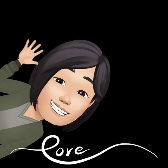 Profile Picture of Nancy Gruver (@nggruver) on Poshmark